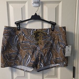 Volcom Women's Tan and Black Patterned High Waist Shorts